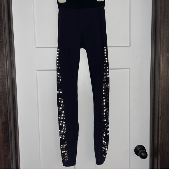 Lululemon Leggings - Picture 1 of 5